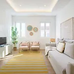 公寓 Big Group Haven, Sleeps 28, By Timecooler 卡帕里卡海岸