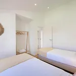 公寓 Big Group Haven, Sleeps 28, By Timecooler *