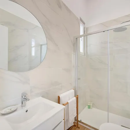 Big Group Haven, Sleeps 28, By Timecooler Апартаменты