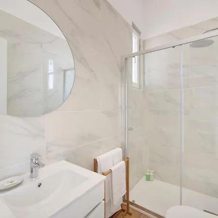 Big Group Haven, Sleeps 28, By Timecooler Апартаменты