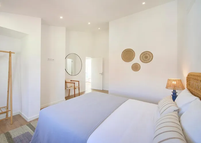 Appartement Big Group Haven, Sleeps 28, By Timecooler Costa de Caparica