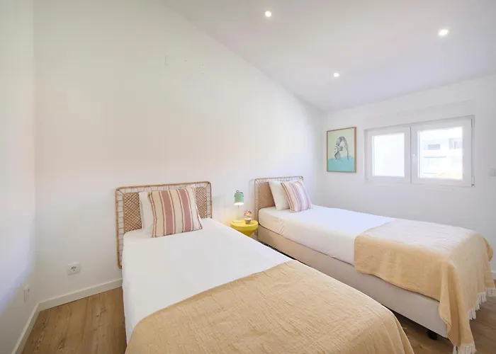 Appartement Big Group Haven, Sleeps 28, By Timecooler