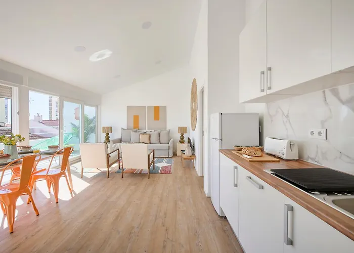 Appartement Big Group Haven, Sleeps 28, By Timecooler