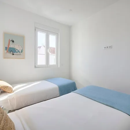 Big Group Haven, Sleeps 28, By Timecooler