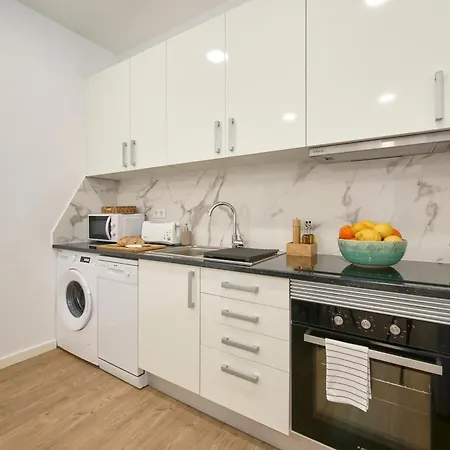 Apartamento Big Group Haven, Sleeps 28, By Timecooler