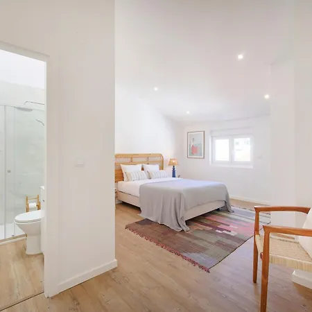 Big Group Haven, Sleeps 28, By Timecooler Costa da Caparica