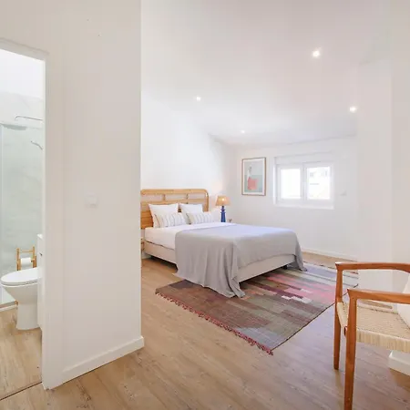 Big Group Haven, Sleeps 28, By Timecooler Costa da Caparica