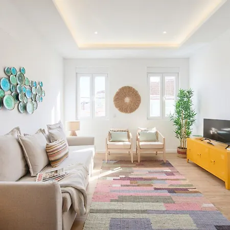 Big Group Haven, Sleeps 28, By Timecooler Costa da Caparica