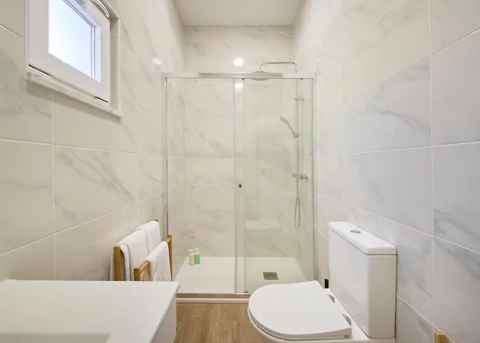 Big Group Haven, Sleeps 28, By Timecooler