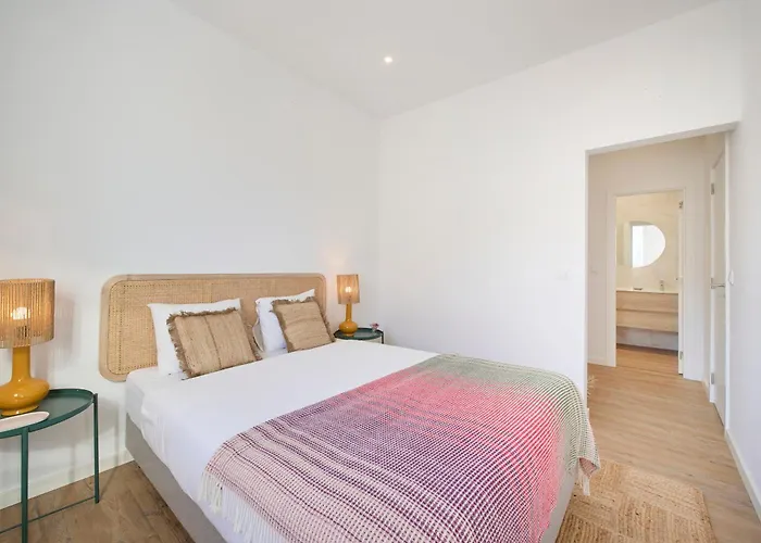 Διαμέρισμα Big Group Haven, Sleeps 28, By Timecooler *