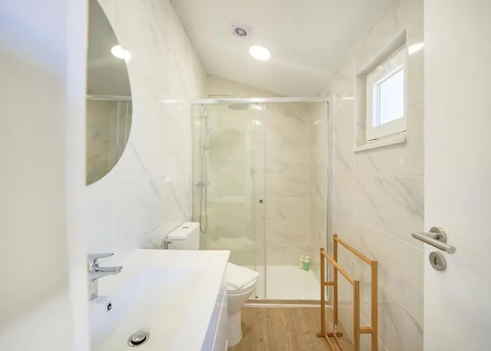 Big Group Haven, Sleeps 28, By Timecooler *