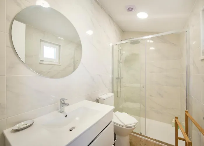 Διαμέρισμα Big Group Haven, Sleeps 28, By Timecooler