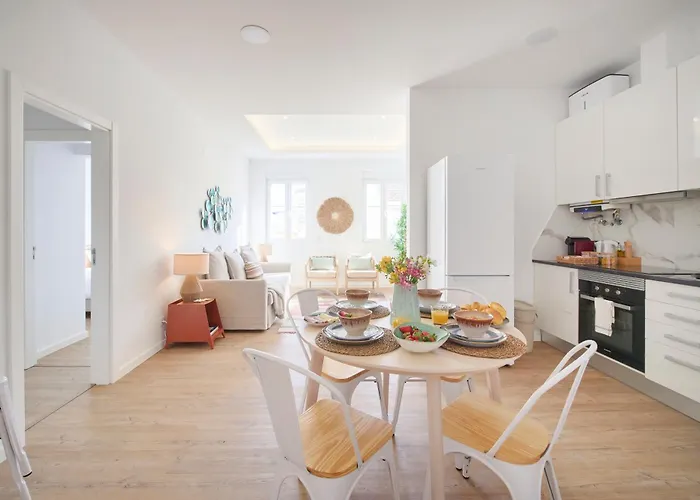 Big Group Haven, Sleeps 28, By Timecooler Διαμέρισμα *